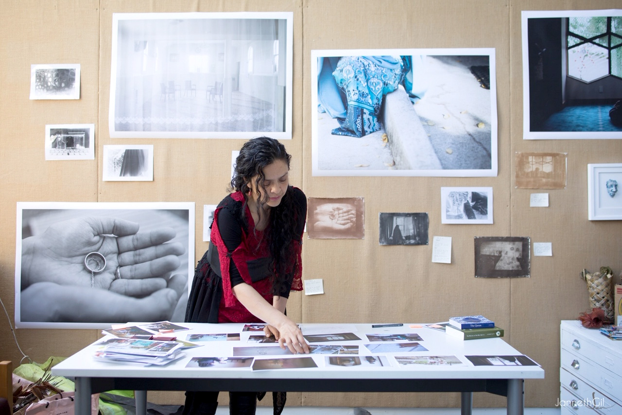 Janneth Gil in her studio
